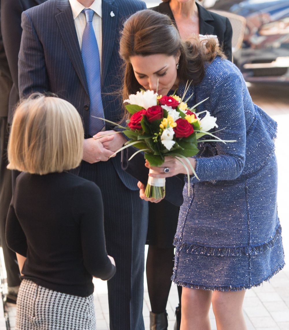 Kate Middleton, par ca din reclame: stralucitor si natural. Coafura simpla, dar de efect cu care a impresionat Ducesa