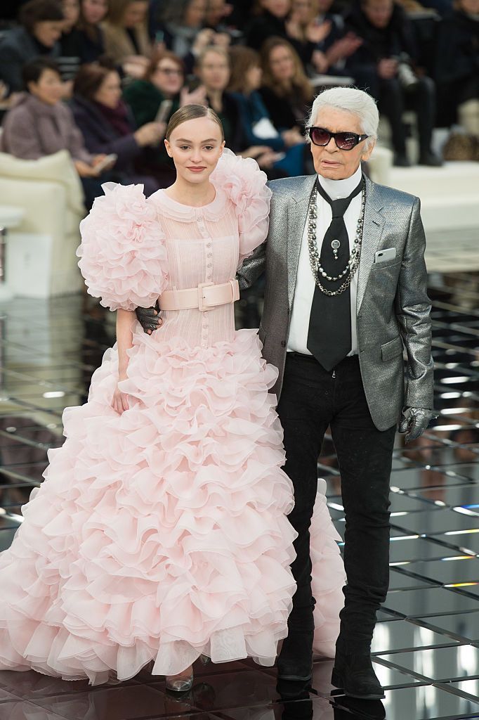 Lily Rose Depp, noua senzatie din industria modei. Are toate sansele sa-si intreaca parintii in popularitate