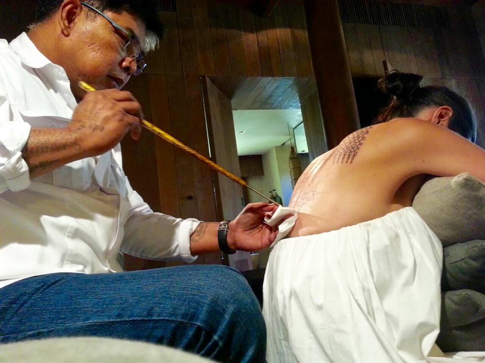 Imagini cu tatuajul pe care Angelina Jolie l-a tinut secret. Cum arata desenul magic care nu i-a putut salva casnicia