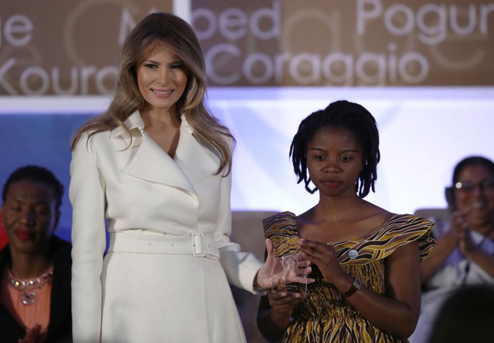 Melania Trump, Alba ca Zapada de la Casa Alba. Cum arata rochia superba, pe care a imbracat-o la ultimul eveniment