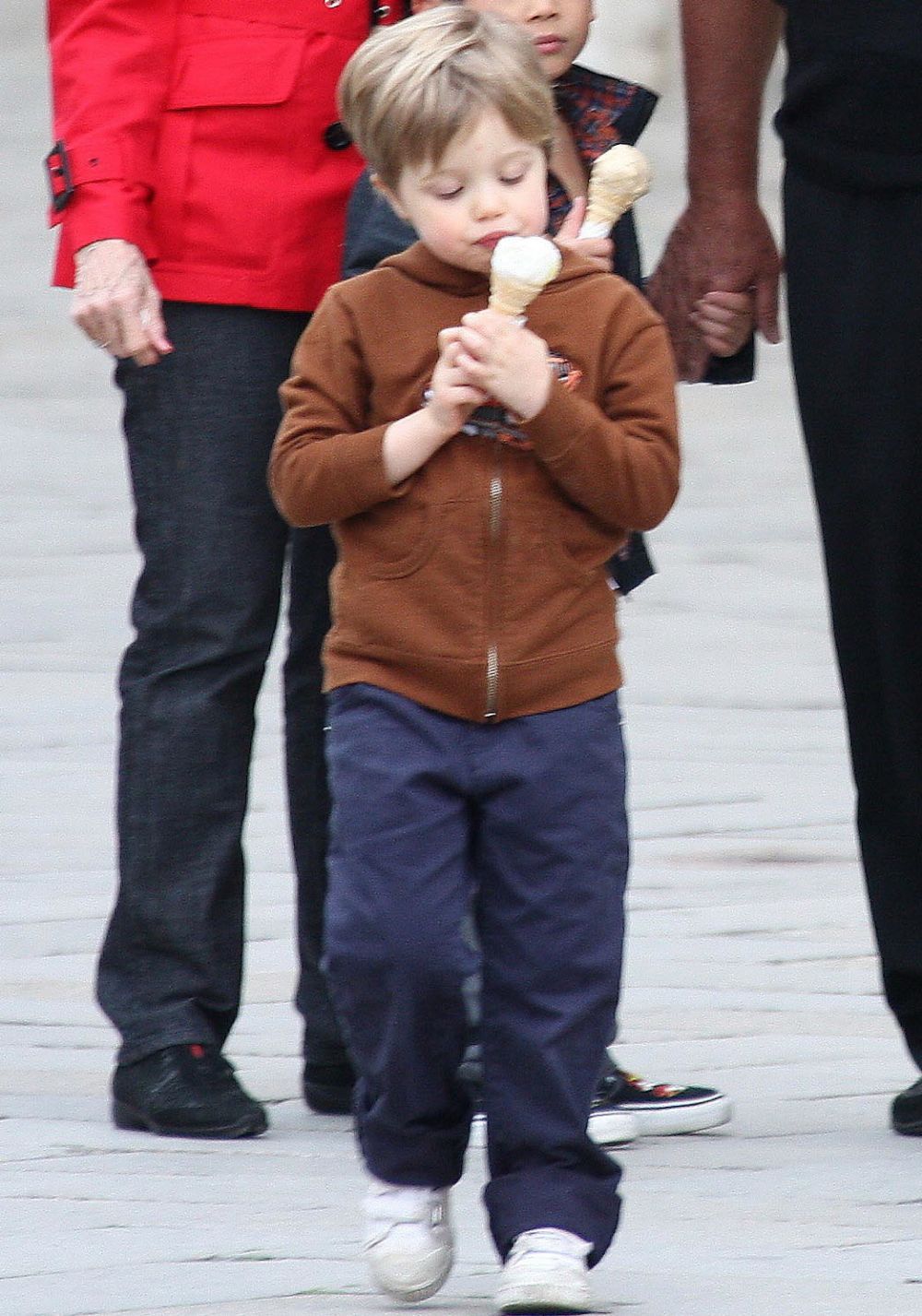 Este combinatia perfecta intre Angelina Jolie si Brad Pitt. Cat de mult s-a transfomat Shiloh Jolie Pitt