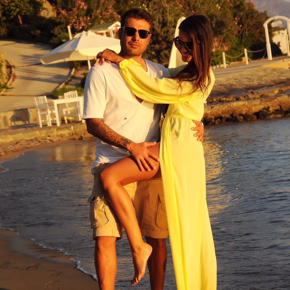 Sotia lui Adrian Mutu a nascut. Vezi prima imagine cu bebelusul
