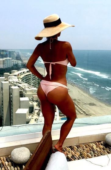 Ea este Kim Kardashian a telenovelelor. Ninel Conde, cea mai dezinhibata actrita din Mexic, s-a pozat in costum de baie