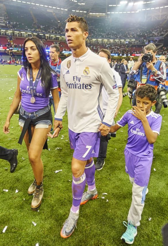 Ronaldo, in al 9-lea cer alaturi de iubita sa. Ce se zvoneste despre cei doi si ce imagine a aprins imaginatia fanilor