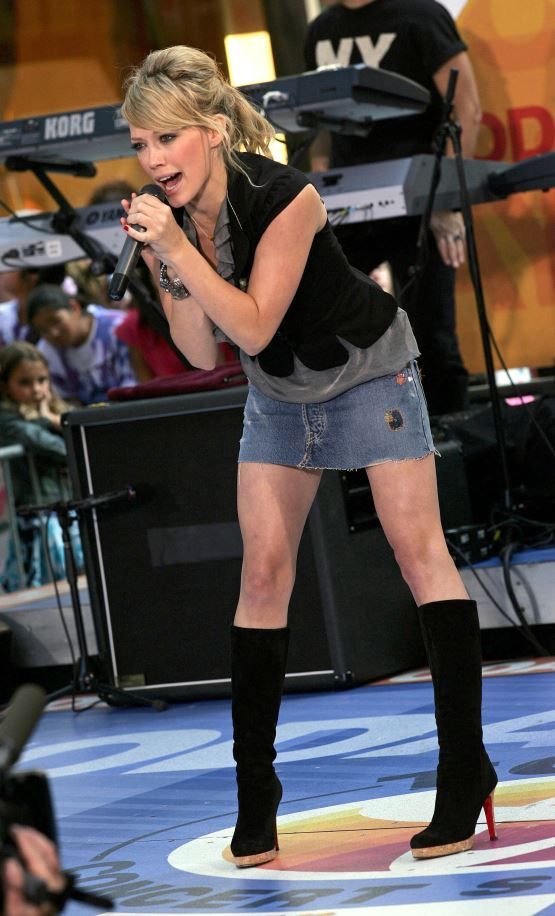 De la vedeta Disney la bomba sexy. Hilary Duff a devenit noua senzatie a internetului, dupa ce a capatat forme