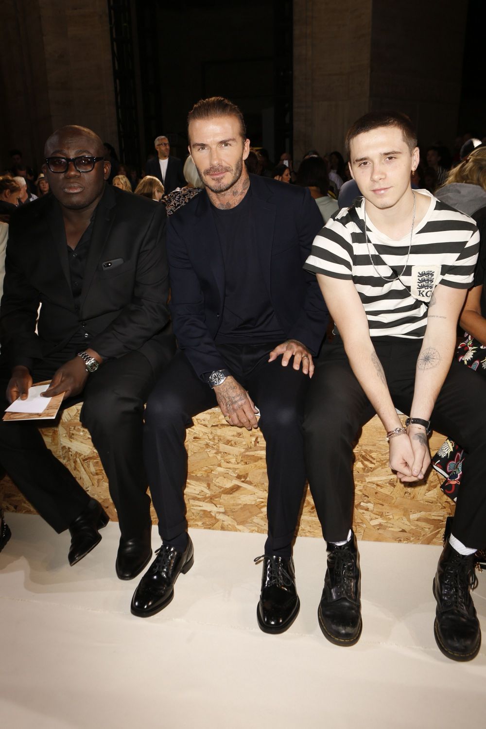 David Beckham a intinerit! Fanii il acuza ca si-a injectat Botox in riduri!