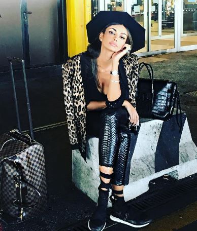 Madalina Ghenea si iubitul ei milionar, scene fierbinti in vazul tuturor. Ipostazele intime in care au fost surprinsi