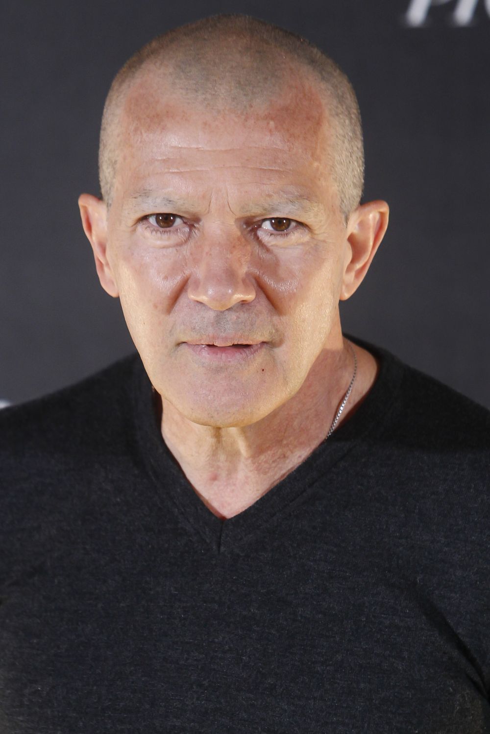 Antonio Banderas este de nerecunoscut! Nu mai amintește de sex simbolul din Desperado. Cum arată la 57 de ani