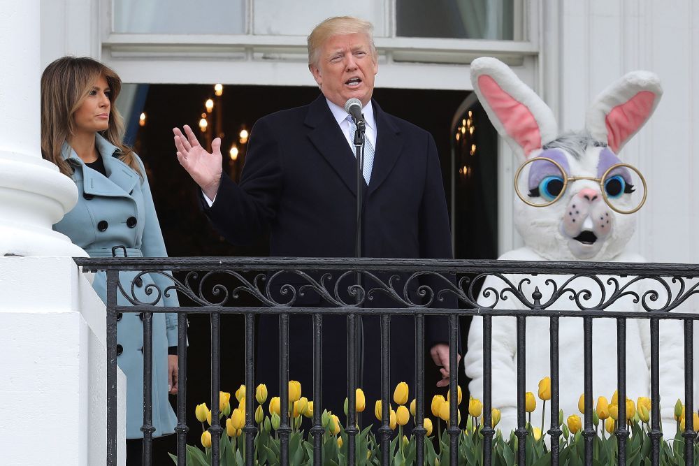 Melania Trump, incruntata si sobra la celebra Cursa a oualor de Paste