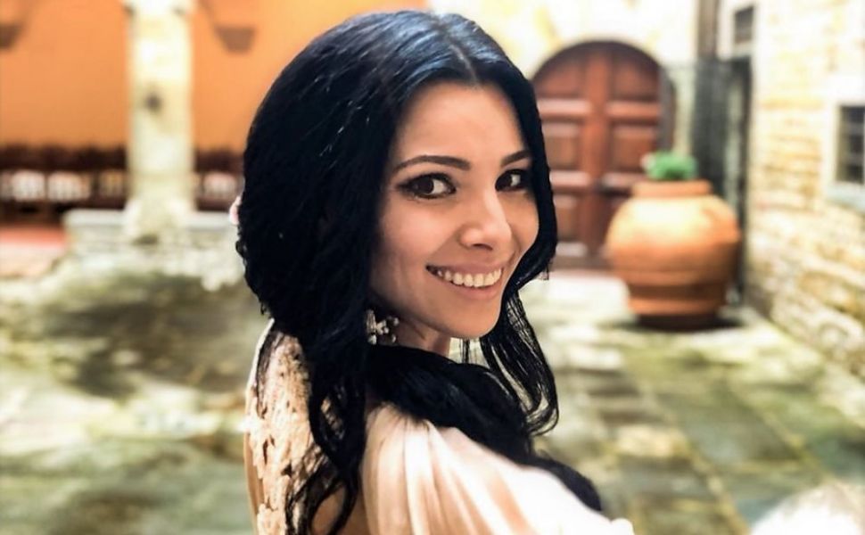 Frumusețea &icirc;n jurul lumii by Corina Caragea. Final de călătorie &ndash; Rom&acirc;nia