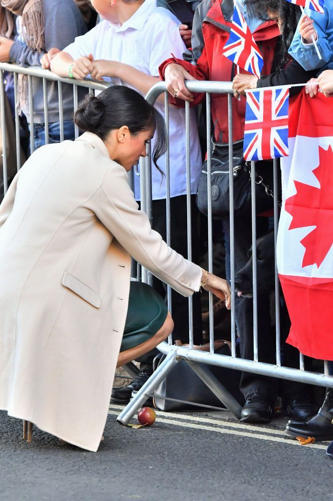 Harry și Meghan, momente adorabile &icirc;n vizita lor din Sussex
