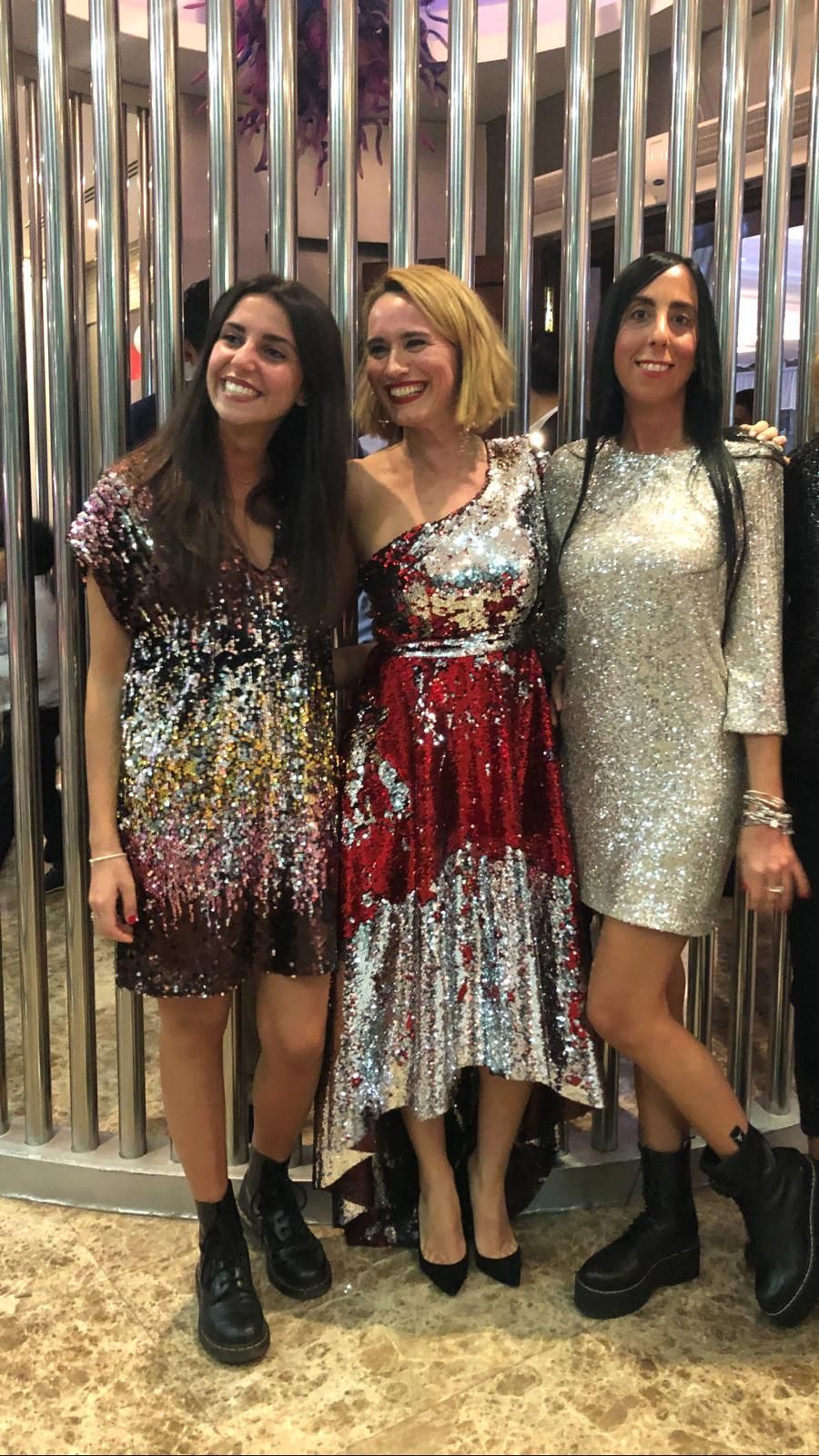 EXCLUSIV: Andreea Esca a strălucit la Sharm El Sheikh! Vezi ce rochie spectaculoasă, sexy şi la modă a purtat