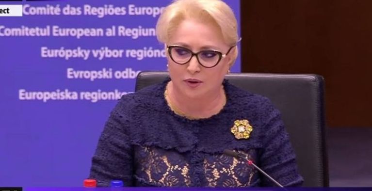 Viorica Dăncilă, decolteu surprinzător la Bruxelles. Ce alegere vestimentară a făcut premierul