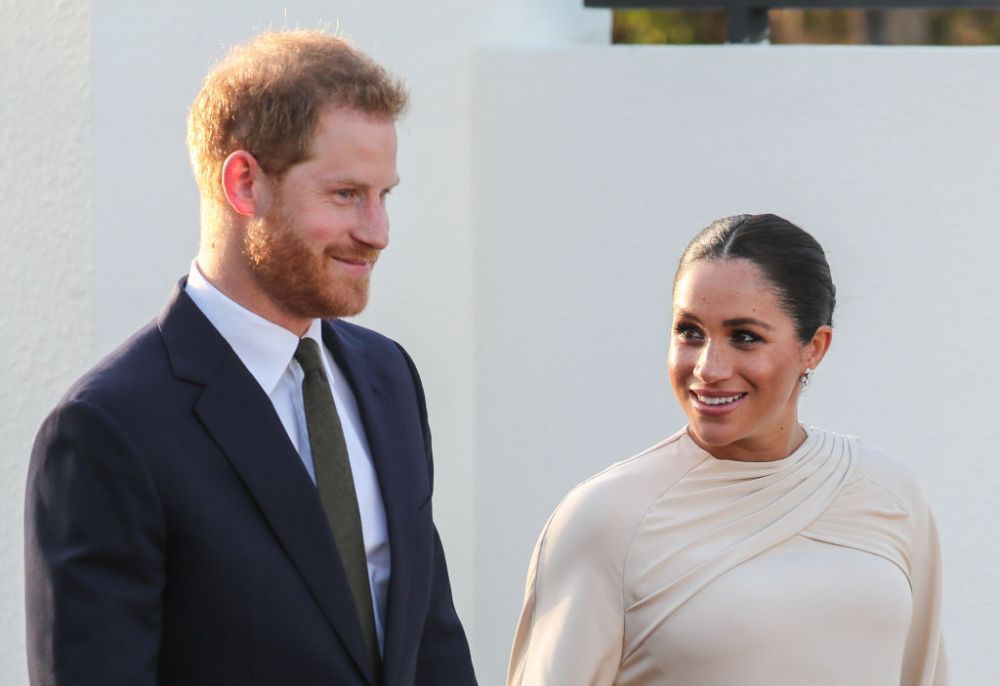 Meghan Markle a strălucit &icirc;ntr-o ținută de 100.000 de lire steline