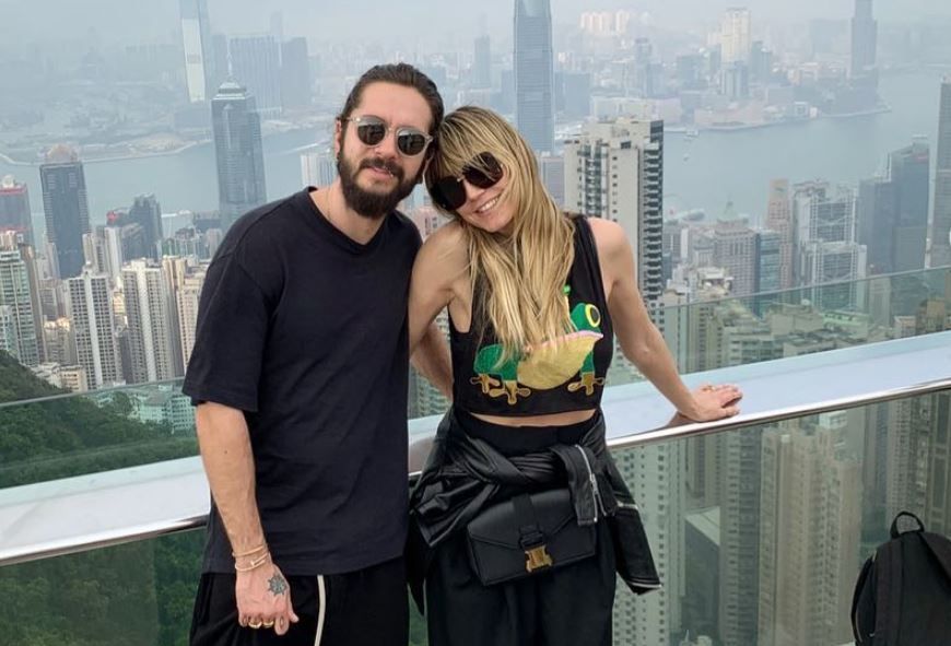 Heidi Klum a pozat goală, cu c&acirc;teva luni &icirc;nainte de nunta cu noul iubit. Tom Kaulitz e cu 16 ani mai t&acirc;năr