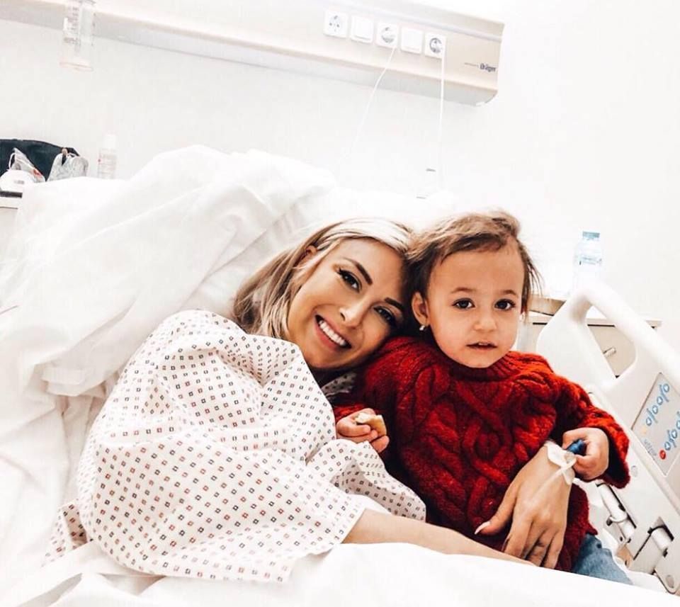 Andreea Bălan, mesaj de pe patul de spital: &rdquo;Au apărut alte hematoame care trebuie operate&rdquo;