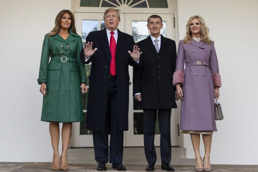 C&acirc;t costă garderoba Melaniei Trump. Suma lunară alocată hainelor este șocantă