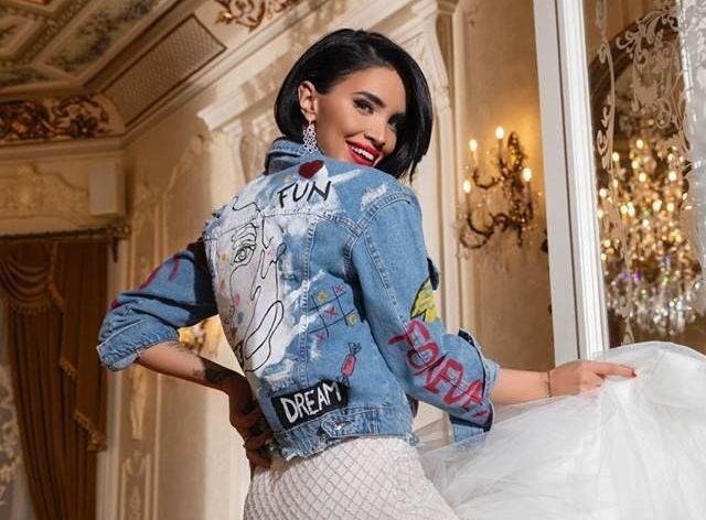 EXCLUSIV Adelina Pestrițu, detalii despre nuntă. Ce &icirc;i dă bătăi de cap vedetei