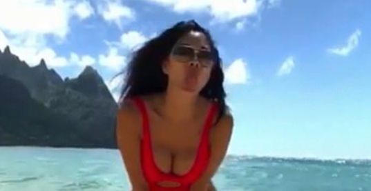 Nicole Scherzinger, costumul de baie la care visează toate femeile