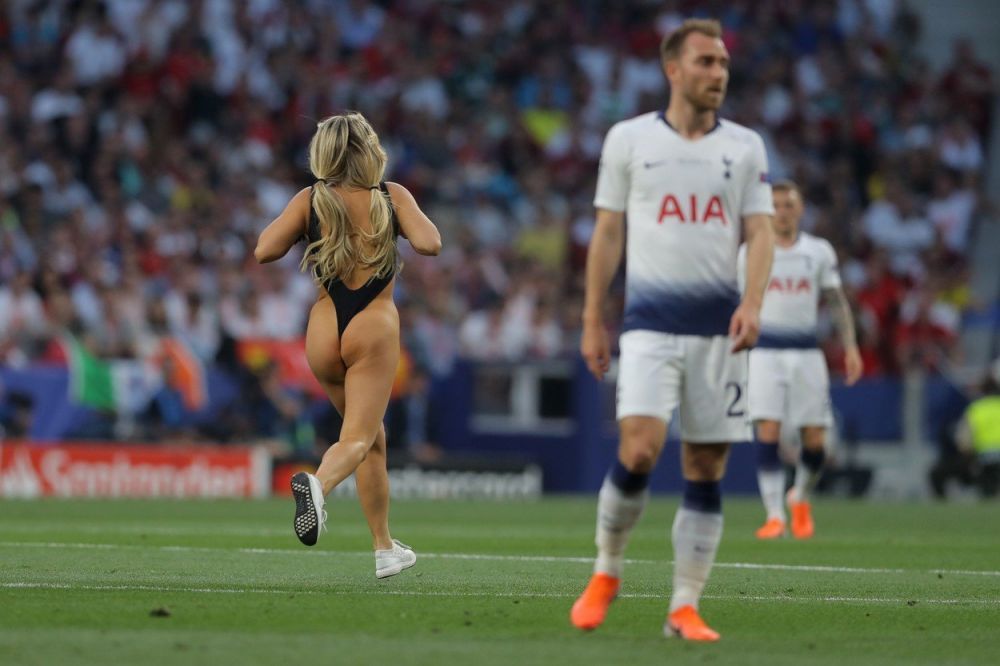 Kinsey Wolanski șochează din nou: &bdquo;Am stat &icirc;n celulă cu 10 suspecți!&rdquo;