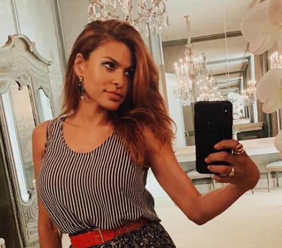 Ce culoare superbă de păr are Eva Mendes! Este hitul verii