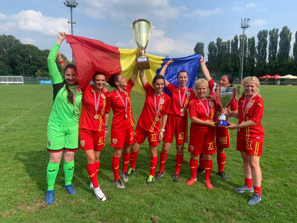 Cum arată Carmen Negoiță &icirc;n echipament de fotbal