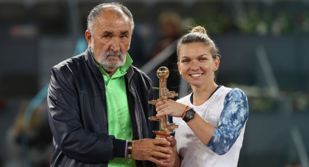 Simona z&acirc;mbeşte la &icirc;nălţime! Pilotul Ion Ţiriac a dus-o pe Halep la Cluj