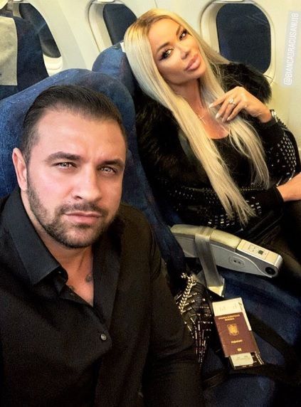 Bianca Drăgușanu a trecut peste bătaia primită de la iubitul ei! A plecat cu Alex Bodi &icirc;n vacanță