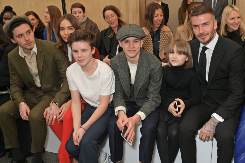 Botez &icirc;n familia Beckham. Nași de lux pentru Cruz și micuța Harper