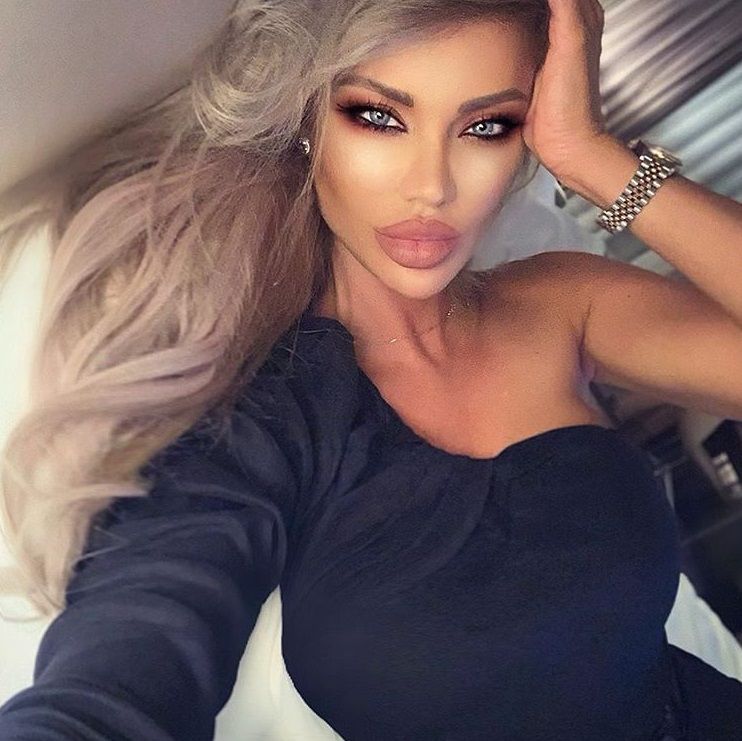 Bianca Drăgușanu, o nouă apariție incendiară! Cum s-a lăsat fotografiată vedeta