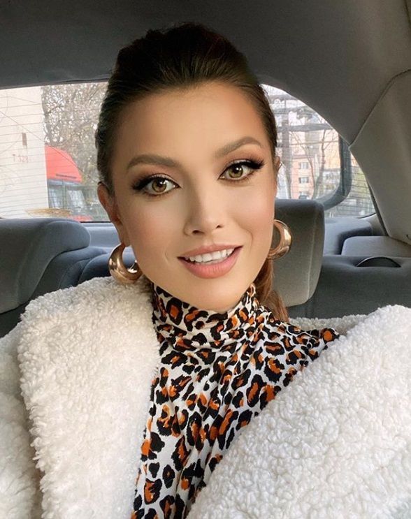 Elena Gheorghe, &icirc;ntr-o nouă ipostază care i-a luat prin surprindere pe fani