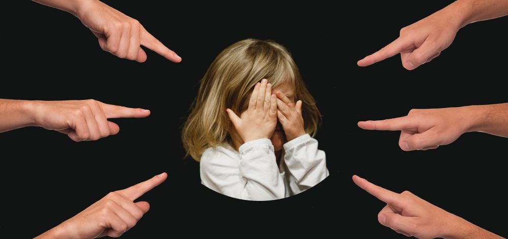 Da, am fost un copil victimă a bullying-ului ani de zile! Cum văd ca adult cei mai negri ani din viața mea