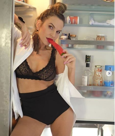 Anna Lesko, fotografie sexy și controversată: de la ați disperat muncitorii cu pozele astea la dezastru &nbsp;
