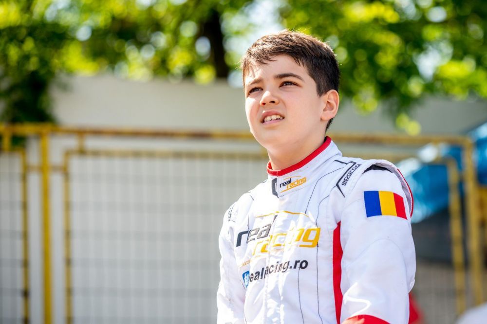 Copiii &icirc;n autoizolare. Albert Sandu, campion de karting: &rdquo;Am intrat cu kartul chiar și &icirc;n casă, spre disperarea părinților mei&rdquo;