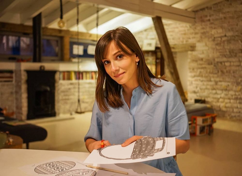 Dana Rogoz, mărturii din maternitate: &bdquo;Au venit p&acirc;nă &icirc;n dreptul ferestrei salonului nostru&rdquo;