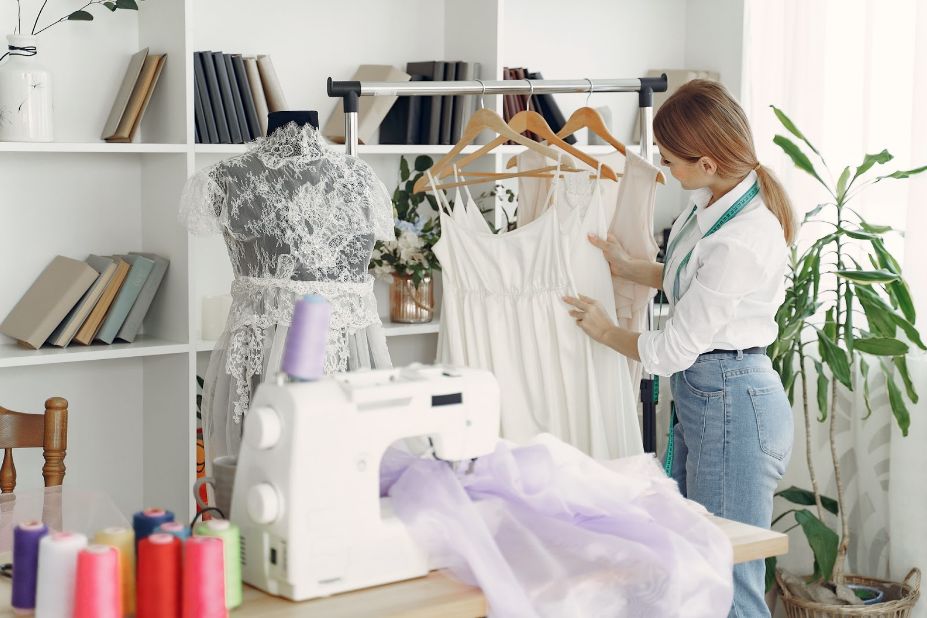 (P) 3 outfituri casual pe care le poți purta cu orice ocazie