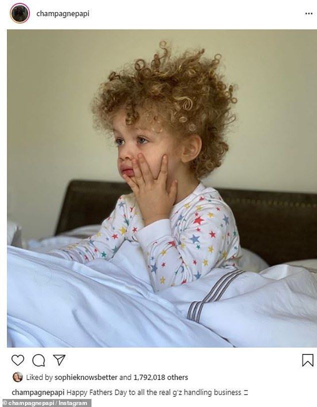 Are un copil blond, c&acirc;rlionțat și cu ochi albaștri și nimeni nu crede că este al lui! C&acirc;t de frumos e fiul lui Drake