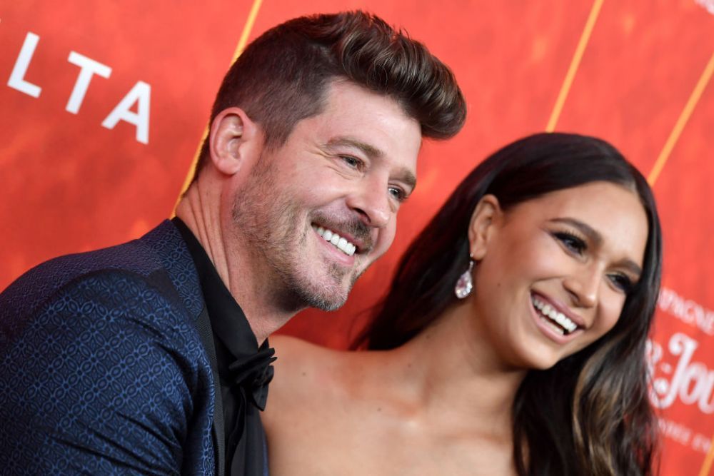 April Love Geary este &icirc;nsărcinată pentru a treia oară. C&acirc;nd urmează să nască partenera lui Robin Thicke