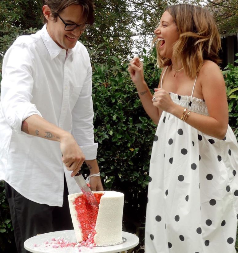 Ashley Tisdale a dezvăluit sexul primului ei copil
