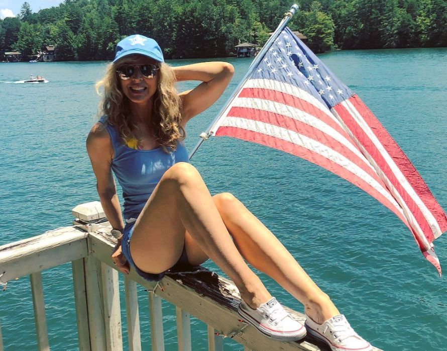 Ce frumoasă este Marla Maples, fosta nevastă a lui Donald Trump! Actrița a &icirc;mplinit recent 57 de ani
