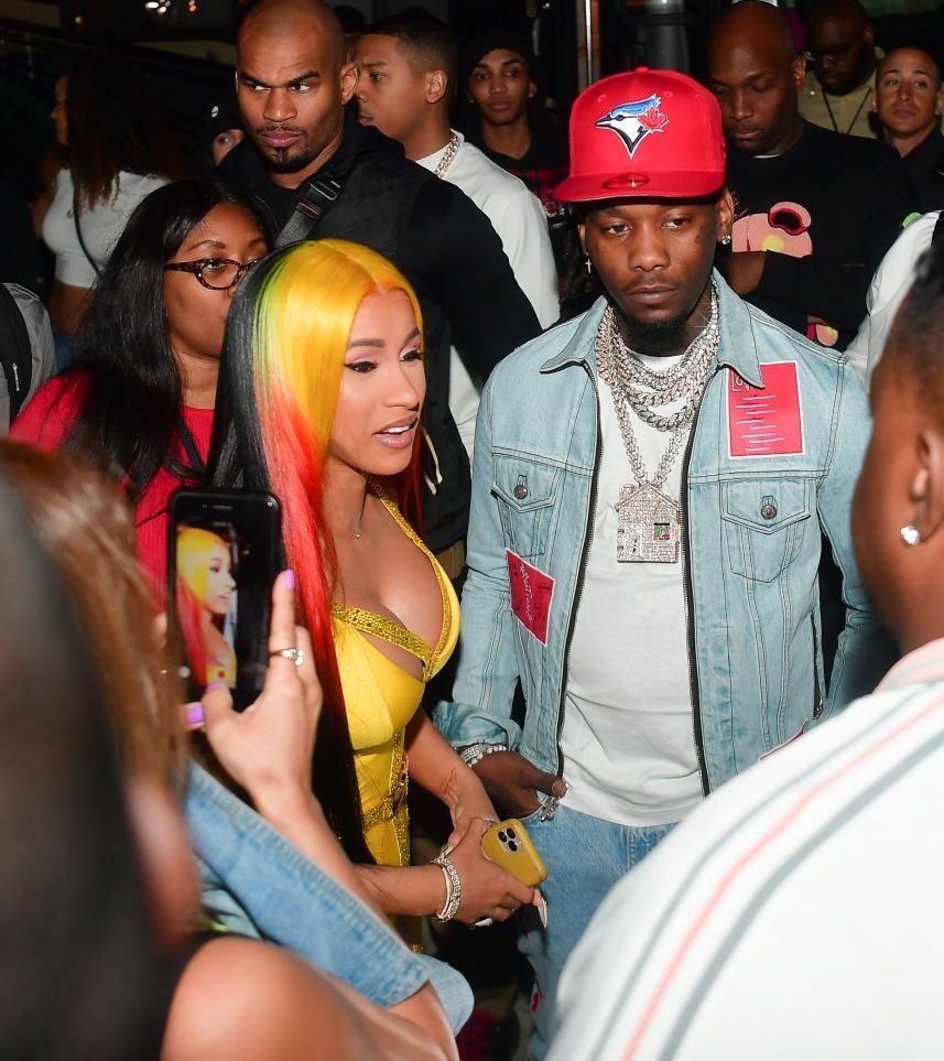 Cardi B &icirc;l vrea &icirc;napoi pe Offset. Artista a cerut anularea divorțului de tatăl fiicei sale