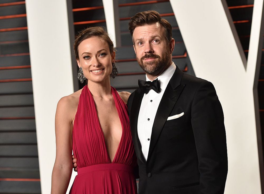 Jason Sudeikis nu se mai g&acirc;ndește la Olivia Wilde! Actorul, cucerit de o blondă superbă