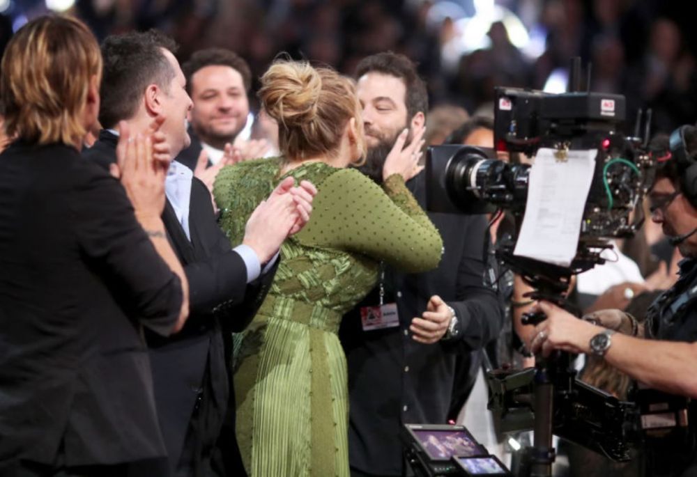 Adele și Simon Konecki s-au &icirc;nțeles &icirc;n privința copilului și a pensiei alimentare la doi ani de la divorț