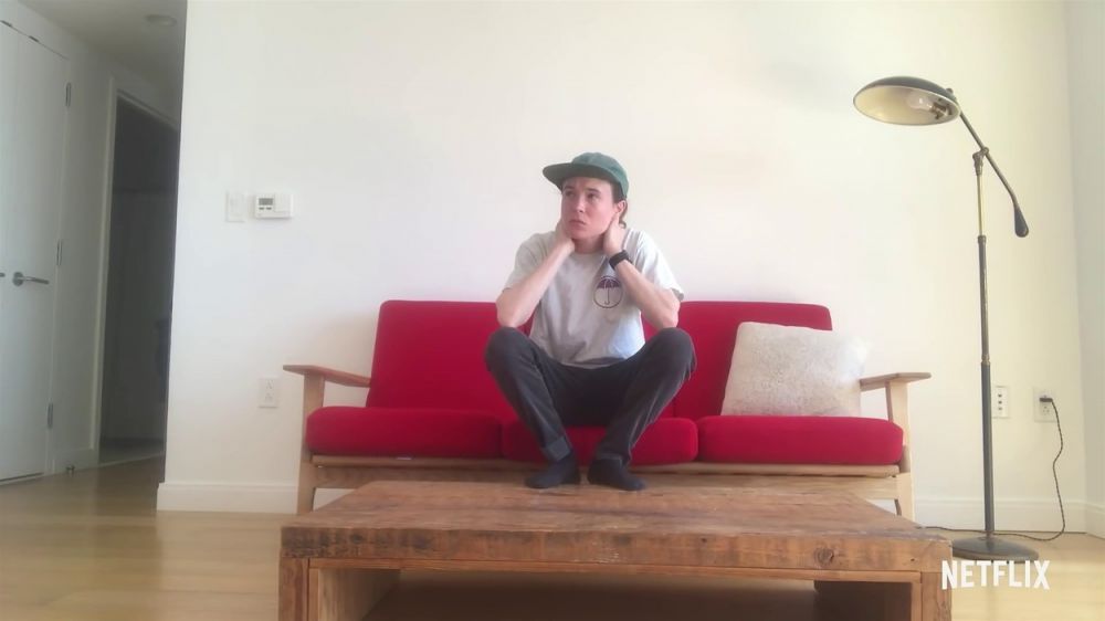 După ce a anunțat că este transgender, Ellen/Elliot Page tocmai a făcut o operație de &icirc;nlăturare a s&acirc;nilor