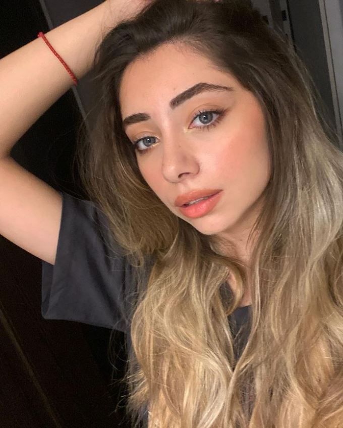 Smaranda Știrbu a răbufnit pe Instagram. Ce a enervat-o pe iubita lui Selly