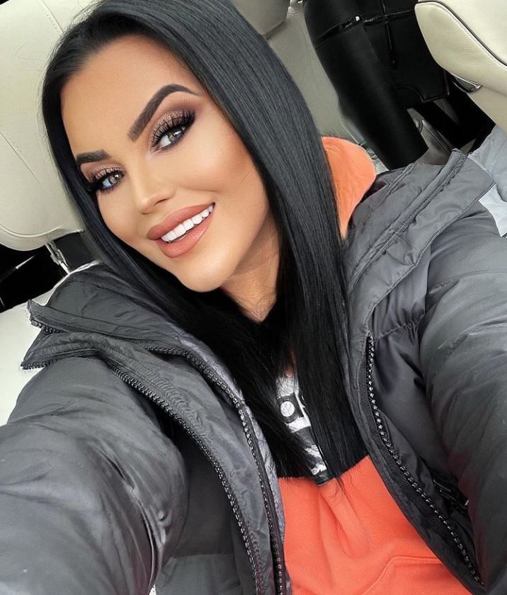 Carmen de la Sălciua, schimbare radicală de look. Cum au reacționat fanii c&acirc;ntăreței