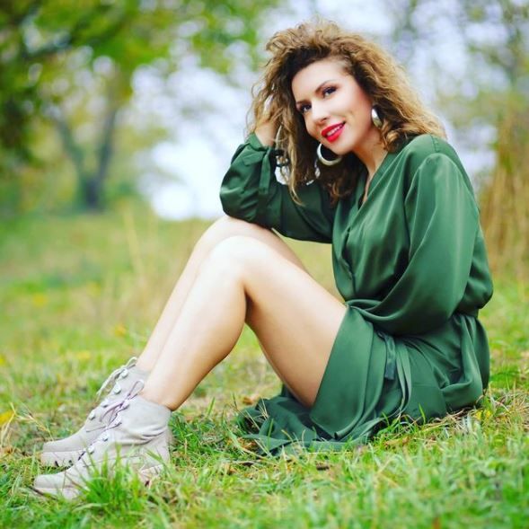 Carmen Brumă, apariție de excepție, &icirc;n costum de baie, la 44 de ani: Splendidă creatură