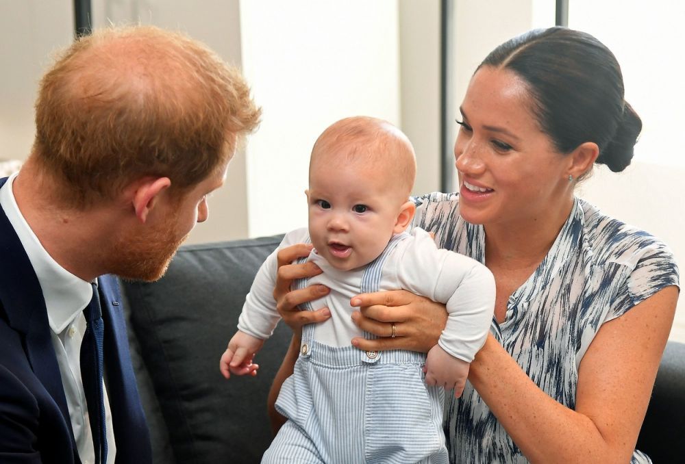 Numele fiicei lui Meghan și a lui Harry, considerat &rdquo;obraznic&rdquo; și &rdquo;&icirc;njositor&rdquo; pentru Regină