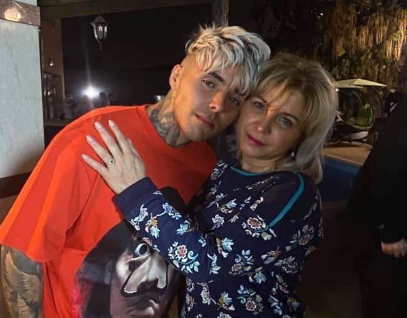 Lino Golden, fotografie rară cu mama sa. Mesajul emoționant transmis de artist pentru cea care i-a dat naștere