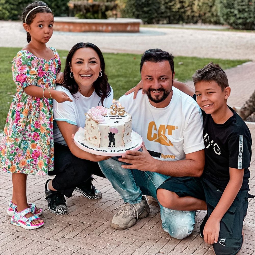 Ce urare i-a făcut Andreea Esca Andrei? Zodia perfecților